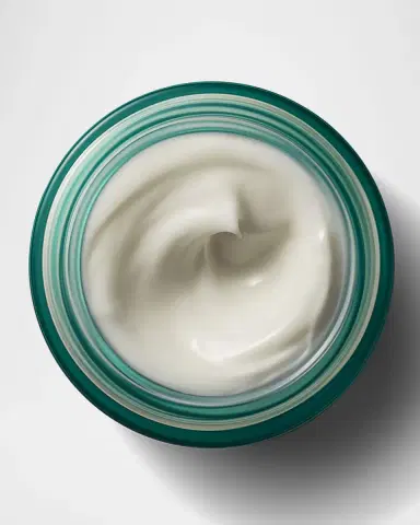 RéVive Moisturizing Renewal Day Cream | Thumbnail 3 RéVive Moisturizing Renewal Day Cream | Thumbnail 3