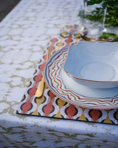 The Lino Lio Dinner Plates, Set of 4 | Thumbnail 2