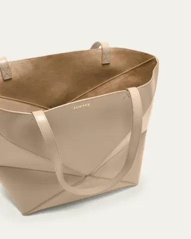 Loewe Puzzle Fold Medium Tote Bag in Shiny Leather | Thumbnail 8