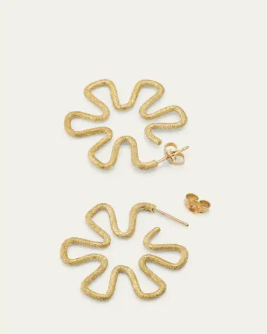 Bea Bongiasca Margherita 9K Yellow Gold Medium Daisy Earrings | Thumbnail 4 Bea Bongiasca Margherita 9K Yellow Gold Medium Daisy Earrings | Thumbnail 4