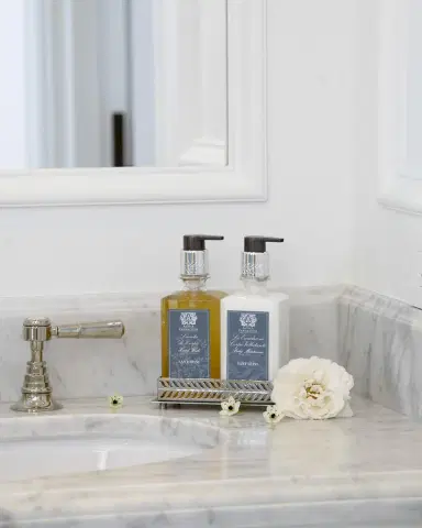 Antica Farmacista 10 oz. Santorini Body Moisturizer | Thumbnail 2