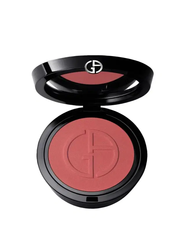 ARMANI beauty Luminous Silk Glow Blush
