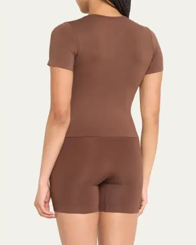 SKIMS Soft Smoothing Seamless Short-Sleeve T-Shirt | Thumbnail 11
