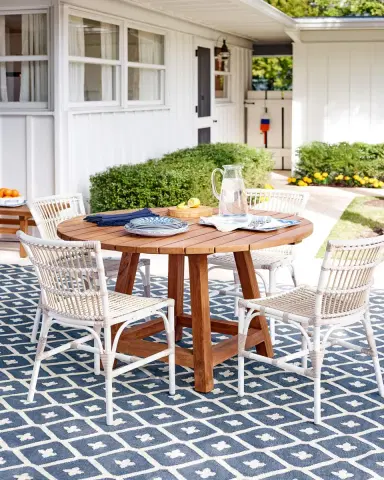 Annie Selke Elizabeth Navy Handwoven Indoor/Outdoor Rug, 8'x 10' | Thumbnail 2 Annie Selke Elizabeth Navy Handwoven Indoor/Outdoor Rug, 8'x 10' | Thumbnail 2