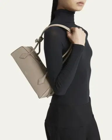 Alaïa Le Teckel Medium Shoulder Bag in Goatskin | Thumbnail 22