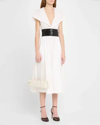 Alaïa Le Teckel Medium Shoulder Bag in Goatskin | Thumbnail 31