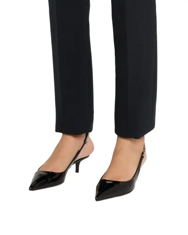 Signoria Patent Logo Chain Kitten Pumps