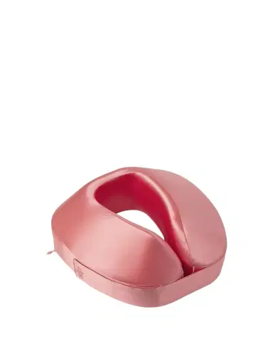 Slip Pure Silk Jet Setter Travel Pillow | Thumbnail 1 Slip Pure Silk Jet Setter Travel Pillow | Thumbnail 1