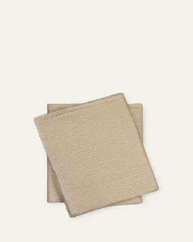 Sofia Cashmere Bouclé Cashmere-Silk Throw Blanket | Thumbnail 2