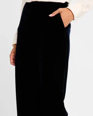Giorgio Armani Mid-Rise Slim-Leg Velvet Trousers | Thumbnail 4 Giorgio Armani Mid-Rise Slim-Leg Velvet Trousers | Thumbnail 4