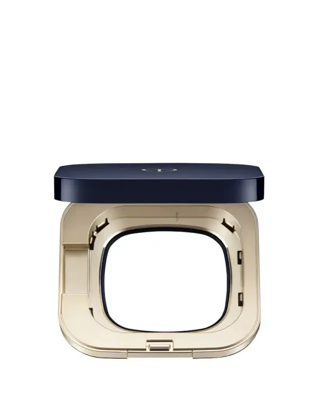 Cle de Peau Beaute Radiant Cushion Dewy Foundation Case