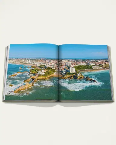 Assouline "Biarritz Basque" Book by Frederic Beigbeder | Thumbnail 5