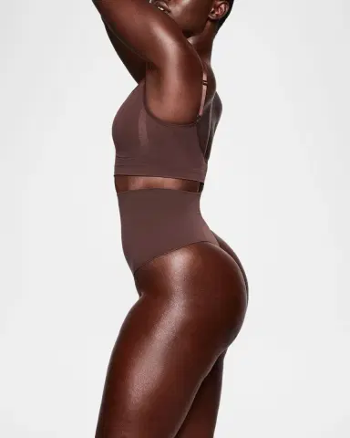 SKIMS Seamless Sculpt Pullover Bra | Thumbnail 3