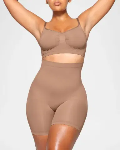 SKIMS Seamless Sculpt Mid-Thigh Shorts | Thumbnail 17 SKIMS Seamless Sculpt Mid-Thigh Shorts | Thumbnail 17