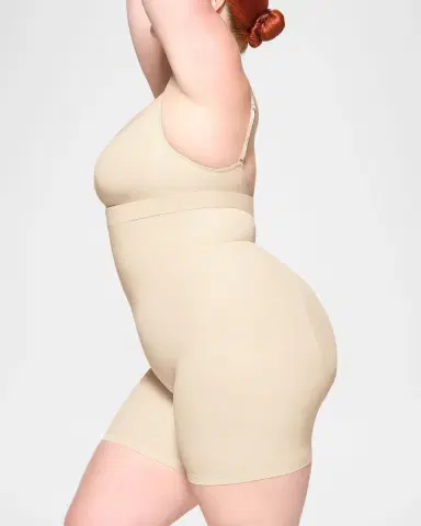 SKIMS Seamless Sculpt Mid-Thigh Shorts | Thumbnail 28 SKIMS Seamless Sculpt Mid-Thigh Shorts | Thumbnail 28