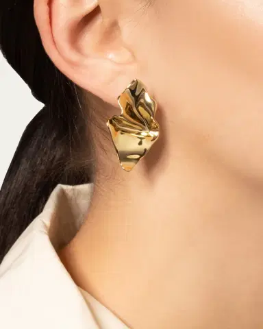 ALEXIS BITTAR Crumpled Gold Small Post Earrings | Thumbnail 2