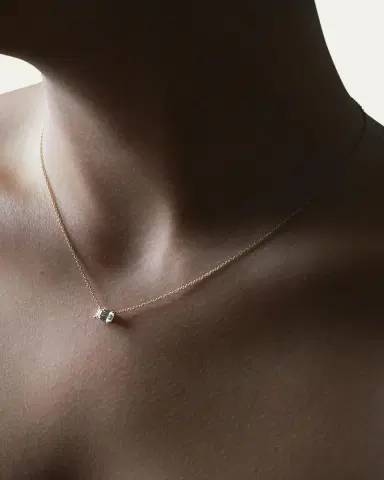 VRAI Emerald-Cut Solitaire Lab Grown Diamond Necklace, 1.0tcw | Thumbnail 5 VRAI Emerald-Cut Solitaire Lab Grown Diamond Necklace, 1.0tcw | Thumbnail 5