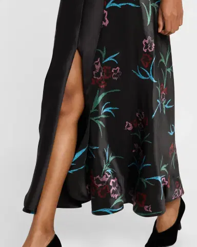 Giorgio Armani Floral Printed Maxi Silk Skirt with Pleated Center Panel | Thumbnail 9