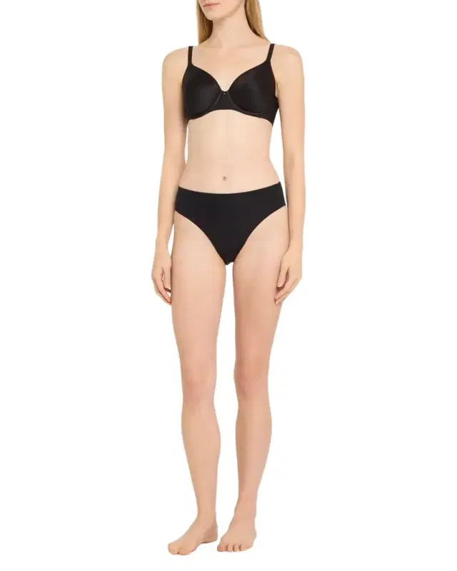 Chantelle Comfort Chic Back-Smoothing T-Shirt Bra