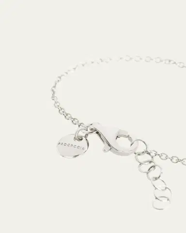 Procaccia Jewelry 18K Gold Hebrew AYN Initial Bracelet | Thumbnail 3