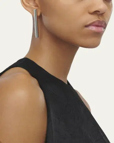 Alexander McQueen Logo Cross Bar Earrings | Thumbnail 3