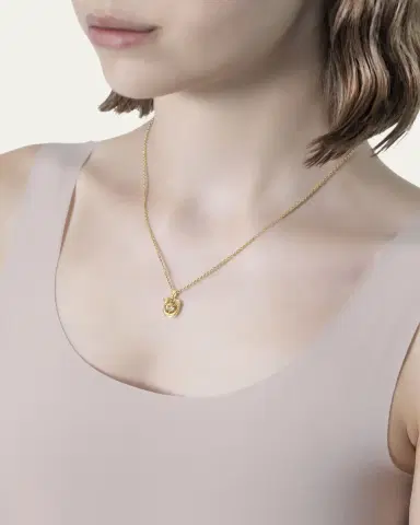 Procaccia Jewelry 18K Gold Hebrew TET Initial Necklace | Thumbnail 2