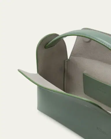 WE-AR4 The Pastry Box 20 Top-Handle Bag | Thumbnail 5
