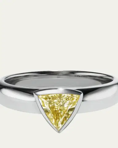 Aaryah 18K White Gold Triangular Brilliant Diamond Ellie Ring | Thumbnail 2 Aaryah 18K White Gold Triangular Brilliant Diamond Ellie Ring | Thumbnail 2