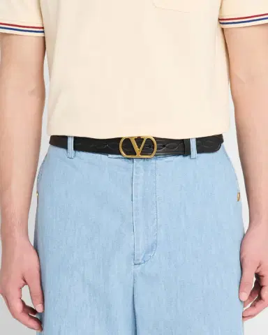Valentino Garavani Men's Leather V Logo Buckle Belt | Thumbnail 2 Valentino Garavani Men's Leather V Logo Buckle Belt | Thumbnail 2