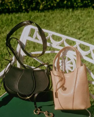Chloé Spin Mini Tote Bag in Grained Calfskin | Thumbnail 4 Chloé Spin Mini Tote Bag in Grained Calfskin | Thumbnail 4