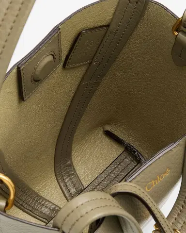 Chloé Spin Mini Tote Bag in Grained Calfskin | Thumbnail 44 Chloé Spin Mini Tote Bag in Grained Calfskin | Thumbnail 44