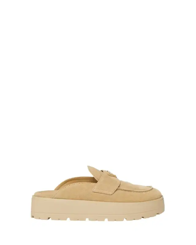 Prada Fussbett Suede Loafer Mules