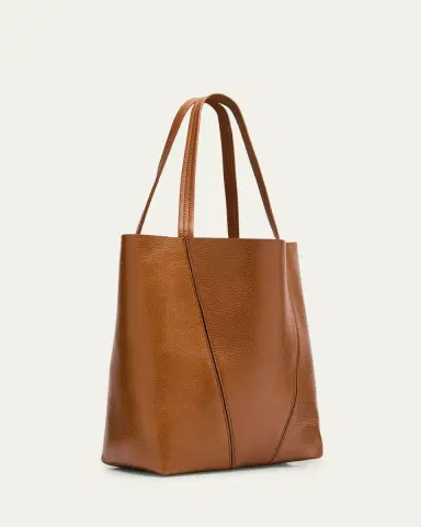 Chloé Spin Medium Tote Bag in Leather | Thumbnail 9 Chloé Spin Medium Tote Bag in Leather | Thumbnail 9