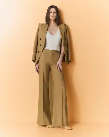 Chloé Flared Crepe Wool Trousers | Thumbnail 4