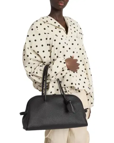 Jacquemus Le Turismo Leather Shoulder Bag | Thumbnail 1