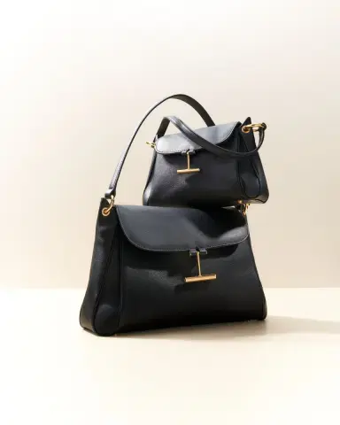 TOM FORD Tara Flap Shoulder Bag in Grain Leather | Thumbnail 4 TOM FORD Tara Flap Shoulder Bag in Grain Leather | Thumbnail 4