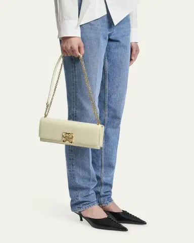 Givenchy 4G Liquid Small Chain Shoulder Bag in Leather | Thumbnail 7 Givenchy 4G Liquid Small Chain Shoulder Bag in Leather | Thumbnail 7