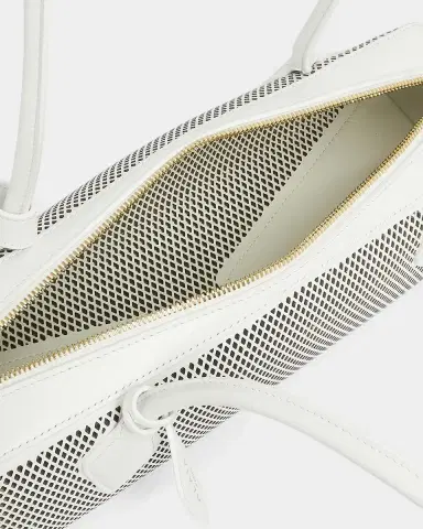 Alaïa Le Teckel Medium Shoulder Bag in Fishnet Leather | Thumbnail 3