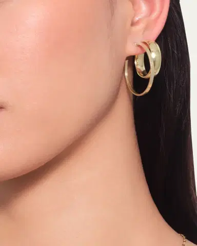 Lana 24mm Curved Hoop Earrings in 14K | Thumbnail 2