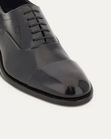 Ferragamo Men's Albert Tramezza Cap-Toe Brogue Leather Oxfords | Thumbnail 3 Ferragamo Men's Albert Tramezza Cap-Toe Brogue Leather Oxfords | Thumbnail 3