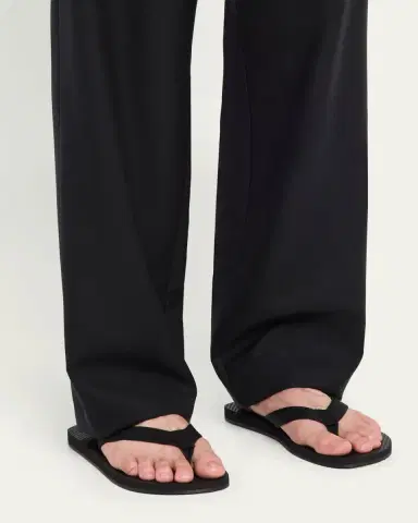 THE ROW Men's Dune Leather Flip Flop Sandals | Thumbnail 2