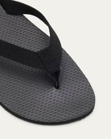 THE ROW Men's Dune Leather Flip Flop Sandals | Thumbnail 5