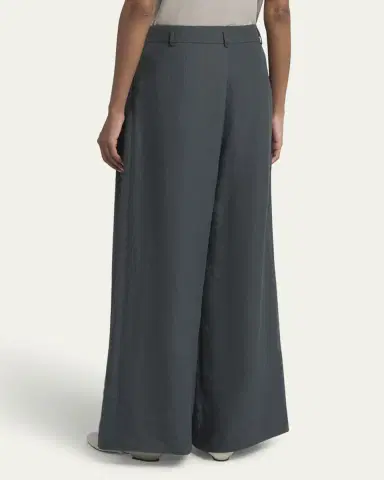 Giorgio Armani Pleated Wide-Leg Linen Trousers | Thumbnail 3 Giorgio Armani Pleated Wide-Leg Linen Trousers | Thumbnail 3