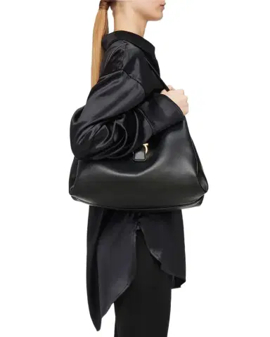 Ferragamo New Line Tote Bag | Thumbnail 1 Ferragamo New Line Tote Bag | Thumbnail 1