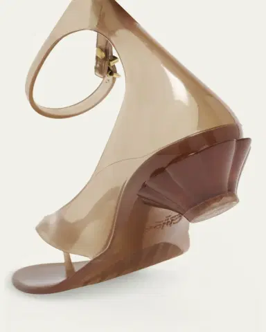 Chloé Jelly Thong Ankle-Strap Sandals | Thumbnail 9