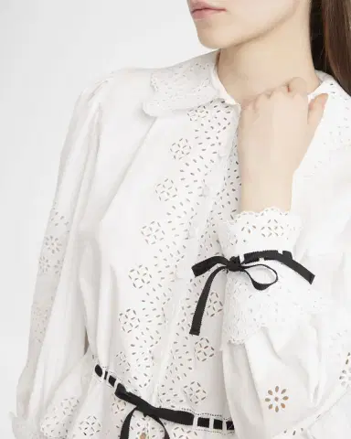 Valentino Garavani Eyelet-Embroidered Poplin Shirt | Thumbnail 4 Valentino Garavani Eyelet-Embroidered Poplin Shirt | Thumbnail 4