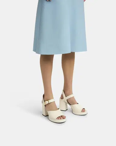 Valentino Garavani Fawcette VLogo Patent Leather Platform Sandals | Thumbnail 2 Valentino Garavani Fawcette VLogo Patent Leather Platform Sandals | Thumbnail 2