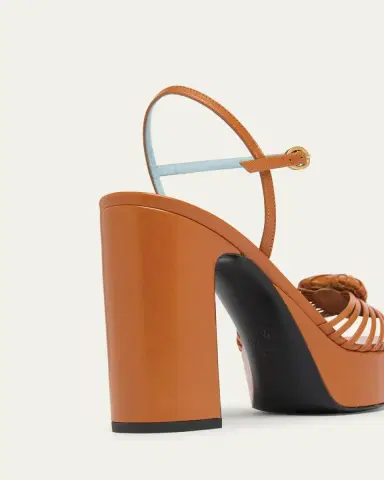 Valentino Garavani VLogo Royal Heart Leather Platform Sandals | Thumbnail 6 Valentino Garavani VLogo Royal Heart Leather Platform Sandals | Thumbnail 6