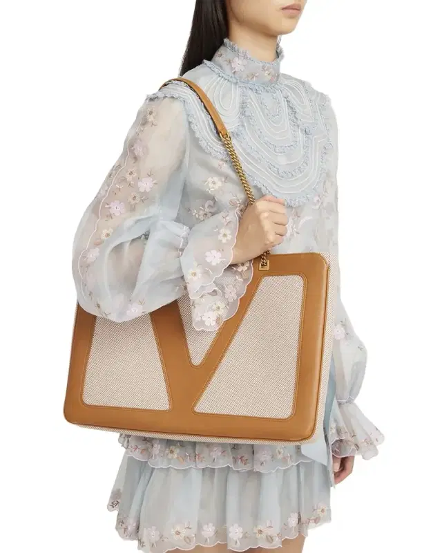Viva Superstar Large VLOGO Canvas Tote Bag