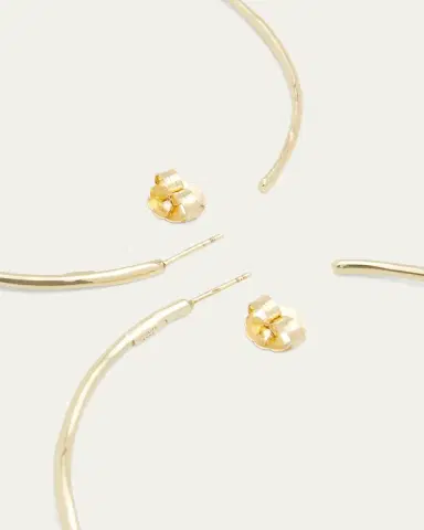 Ippolita Classico Squiggle Hoops in 18K Gold | Thumbnail 4 Ippolita Classico Squiggle Hoops in 18K Gold | Thumbnail 4
